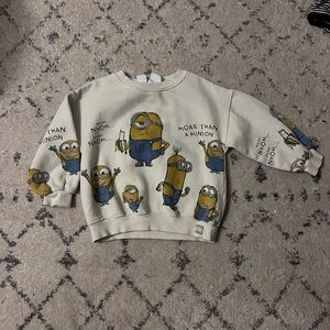 Zara 3-4 years minion ivory sweatshirt